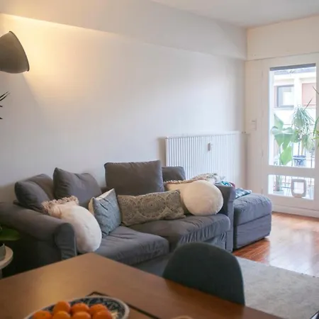 Appartement 49M With Balcony-Wifi And View On Tour Eiffel Parijs